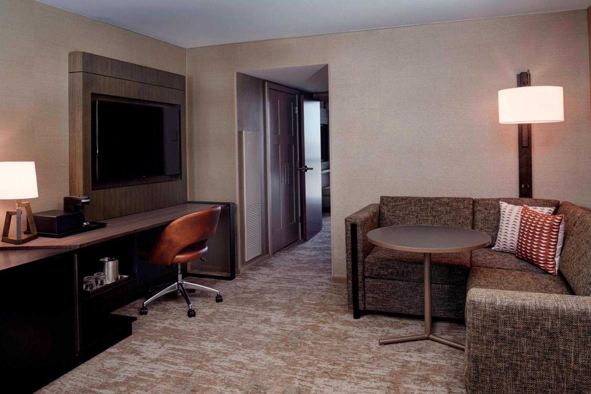 Chicago Marriott Southwest At Burr Ridge Hotel Buitenkant foto